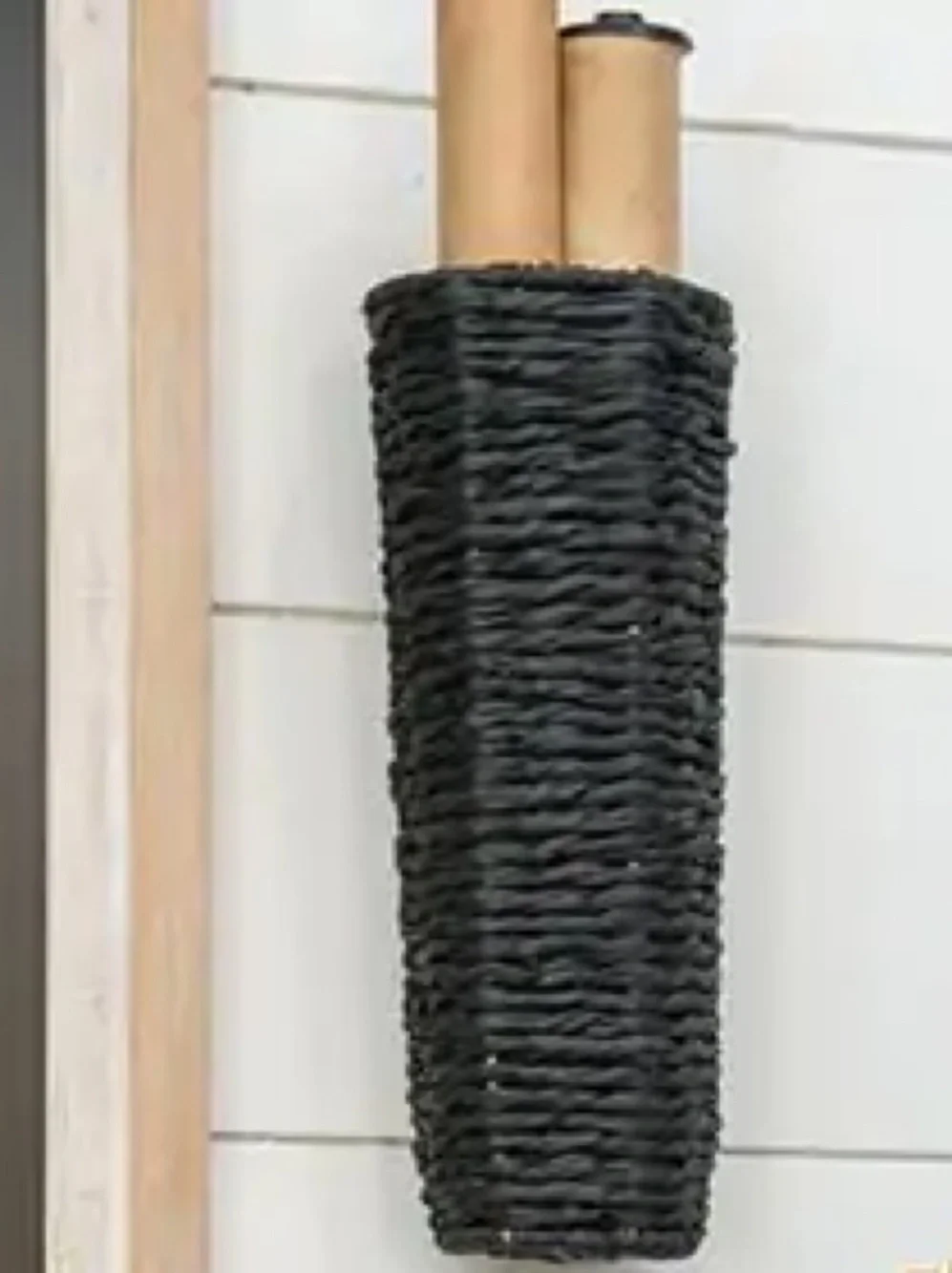 NWT Woven Grass Black Wall Basket -black -15”